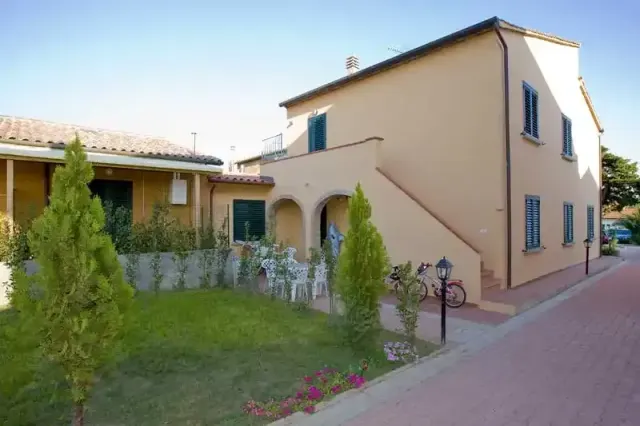 Borgo Guglielmo 2
